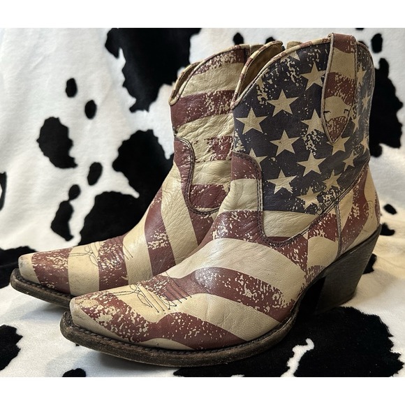 Ariat Women's Circuit Cruz Flag Print Western Booties Size 9.5 - Snip Toe - Picture 1 of 9